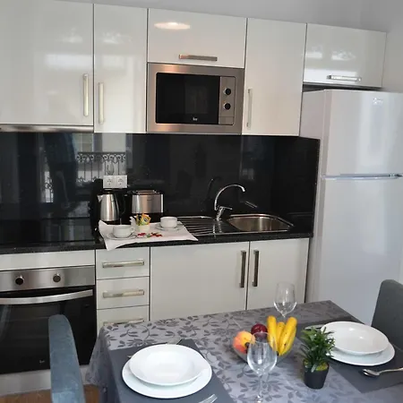 Edificio Charles 103